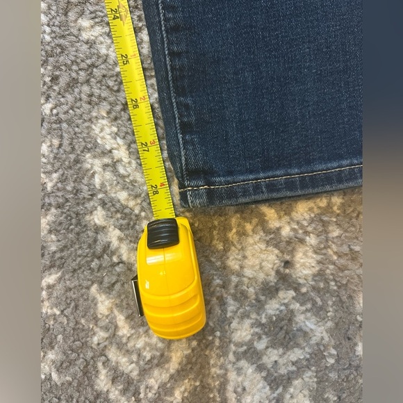 GAP NWT jeans size 2/26 classic strait (P205) - Picture 8 of 9